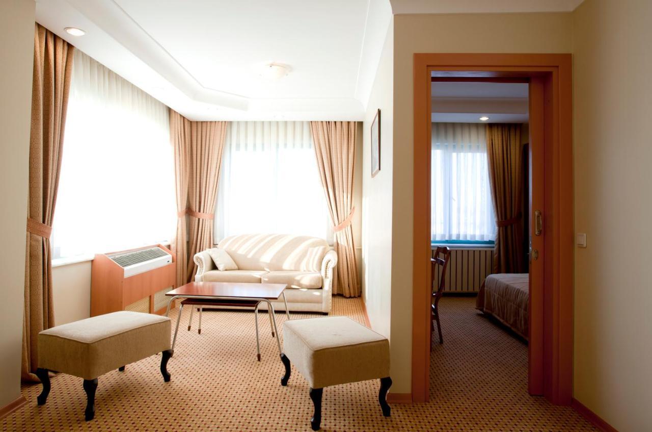 Sefa Hotel 1 乔尔卢 外观 照片